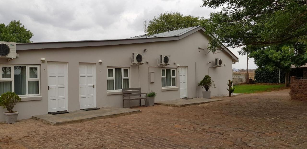 Aloes Guest House 62 On Meintjies Middelburg (Eastern Cape) Exterior foto