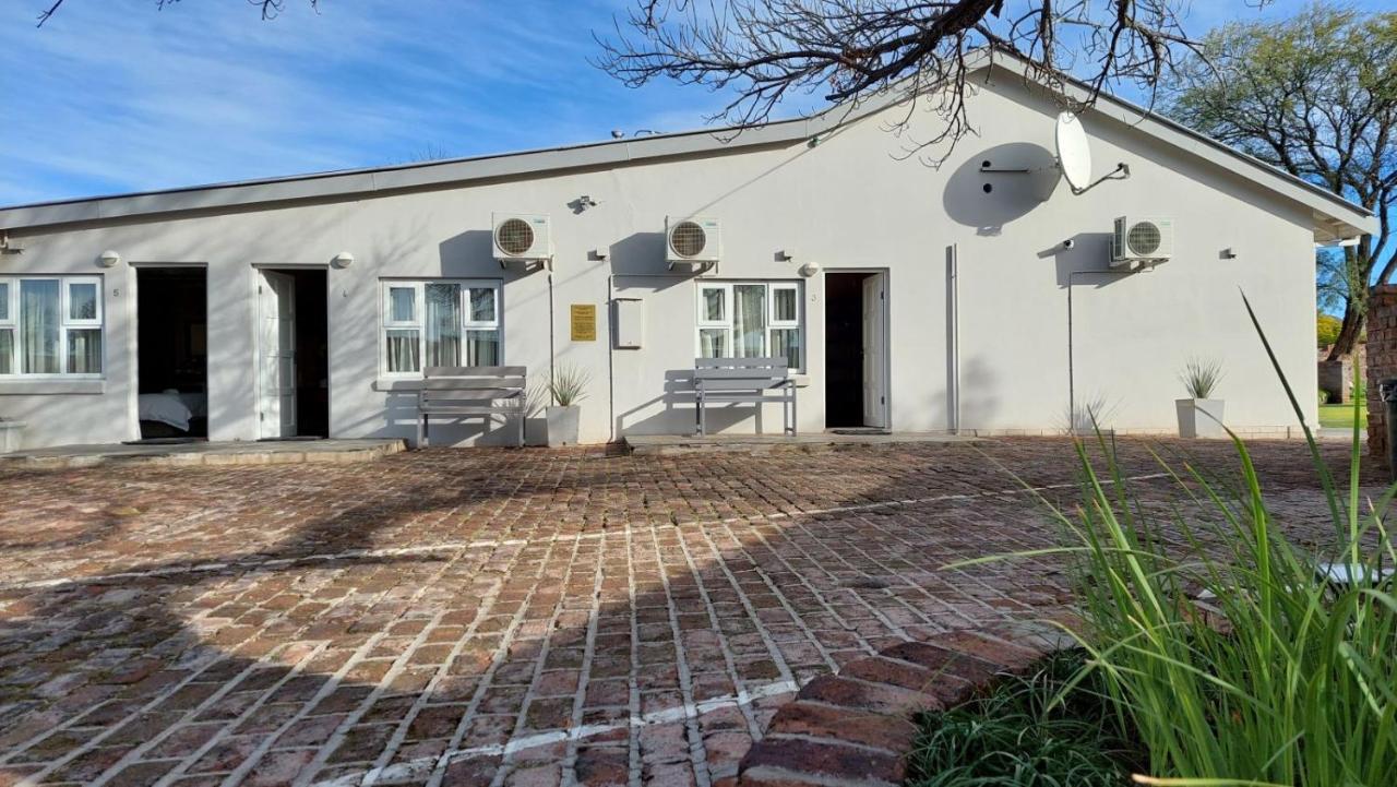 Aloes Guest House 62 On Meintjies Middelburg (Eastern Cape) Exterior foto