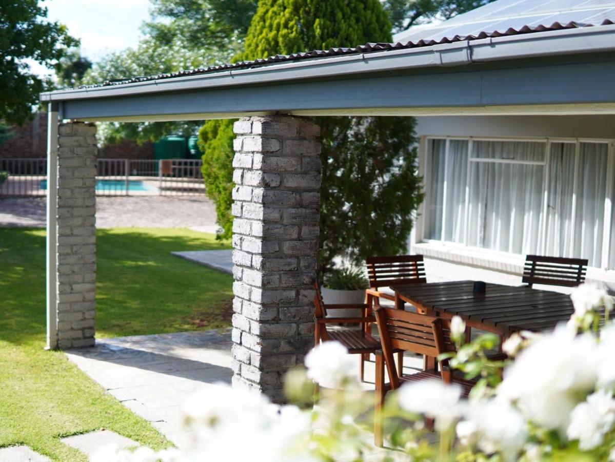 Aloes Guest House 62 On Meintjies Middelburg (Eastern Cape) Exterior foto